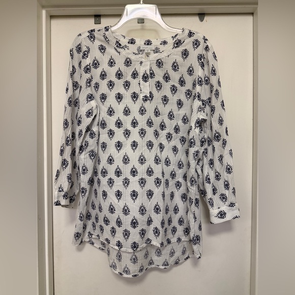Pure Jill Tops - Pure Jill Tunic - Ikat Print tunic - white/blue - size M tall